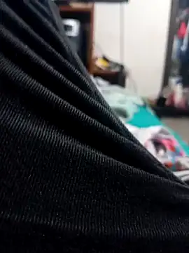 Snapshot of Akonam3000 chatting on November 7, 5:02 pm Akonam3000 online show from November 7, 5:02 pm