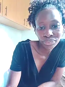 LOVELY-2BERRY online show from November 11, 6:35 am