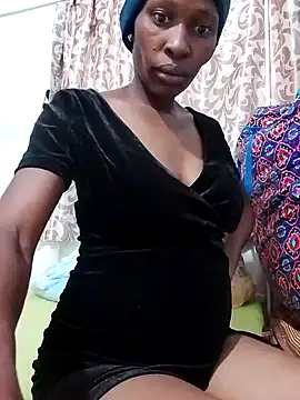 LOVELY-2BERRY online show from January 12, 6:40 am