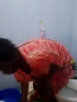 LOVELY-2BERRY online show from April 18, 9:46 am