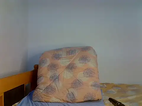 Snapshot of Pretty_savage3 chatting on December 18, 1:48 am Pretty savage3 online show from December 18, 1:48 am