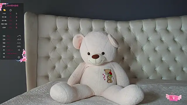 Snapshot of nichole_bree_ chatting on February 27, 7:15 pm nichole bree online show from February 27, 7:15 pm