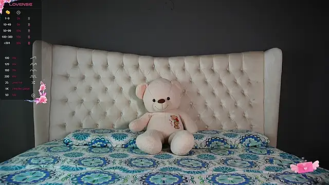 Snapshot of nichole_bree_ chatting on March 10, 7:18 pm nichole bree online show from March 10, 7:18 pm