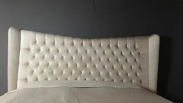 Snapshot of nichole_bree_ chatting on October 1, 12:33 pm nichole bree online show from October 1, 12:33 pm