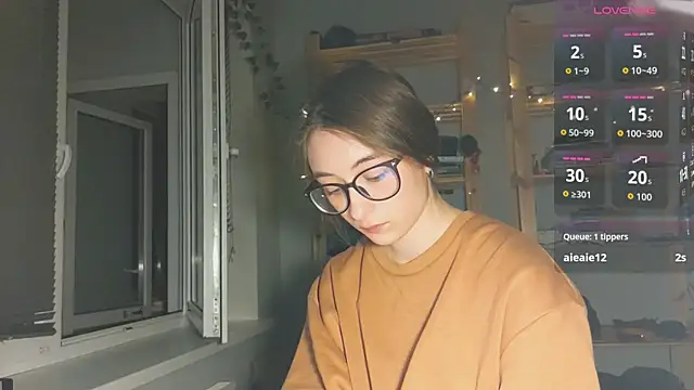 monlight  dana online show from October 9, 10:41 pm