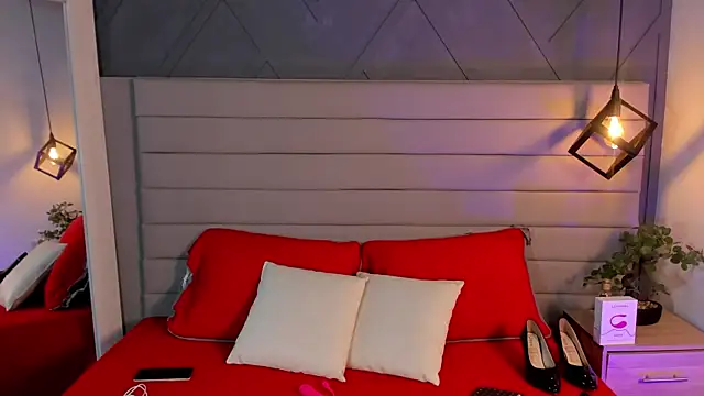 LadyLuminary online show from November 12, 7:57 pm