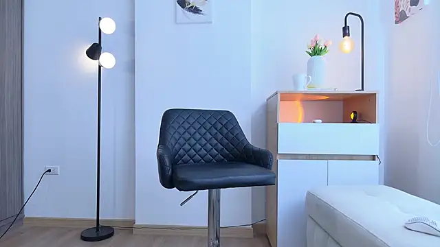 Miarouss3 online show from January 15, 1:16 pm