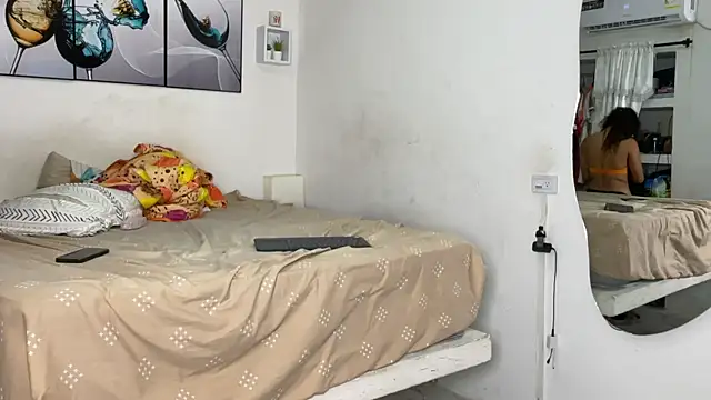 wendy alejo1712 online show from September 12, 2:11 am