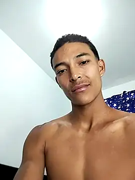 Demiansteven2 online show from March 20, 4:23 pm