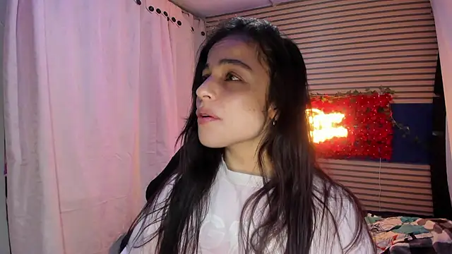 rosse 2504 online show from February 9, 1:15 pm