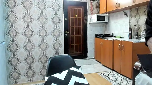 Jonmusclemaster online show from November 5, 9:04 pm