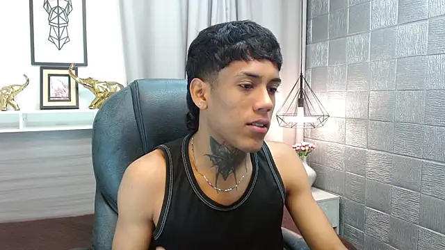 Alan Cute18 online show from February 24, 12:58 pm