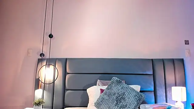 AlissaNix online show from October 7, 11:46 pm