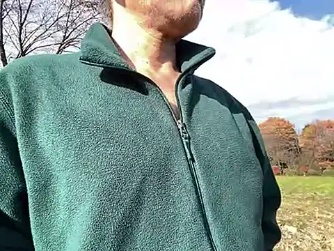 Snapshot of ge3noxxx chatting on December 2, 12:52 am ge3noxxx online show from December 2, 12:52 am