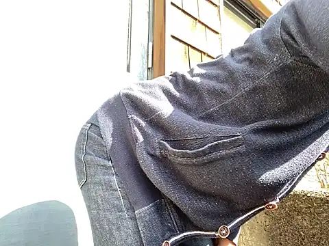 Snapshot of ge3noxxx chatting on March 9, 1:25 am ge3noxxx online show from March 9, 1:25 am