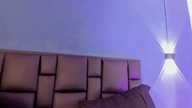 Snapshot of MikaelSlow chatting on February 10, 5:11 am MikaelSlow online show from February 10, 5:11 am