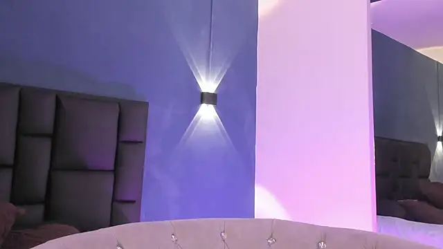 Snapshot of MikaelSlow chatting on February 25, 4:00 am MikaelSlow online show from February 25, 4:00 am