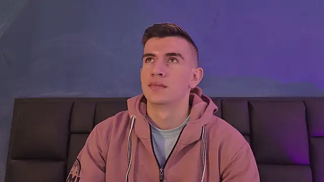 MikaelSlow online show from March 5, 3:35 am