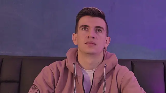 MikaelSlow online show from March 20, 4:17 am