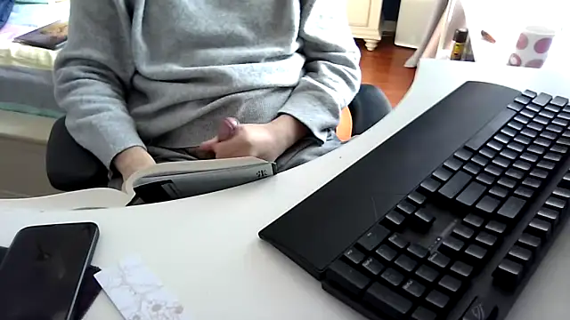 big-pig online show from February 28, 1:58 am