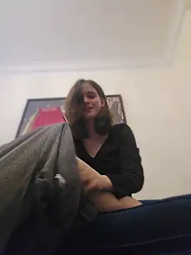 EllieDay online show from June 13, 9:02 pm