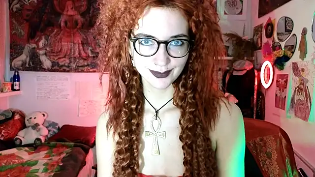 TatianaRomanov online show from May 15, 8:05 pm