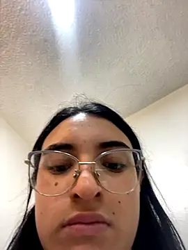 SophiaHilt0n online show from September 11, 12:05 pm