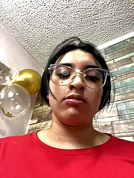 SophiaHilt0n online show from September 26, 12:53 pm