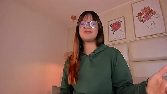 Aily Yozuko online show from October 17, 2:48 am