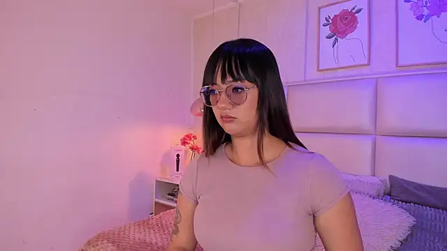 Snapshot of Aily_Yozuko chatting on May 1, 2:38 am Aily Yozuko online show from May 1, 2:38 am