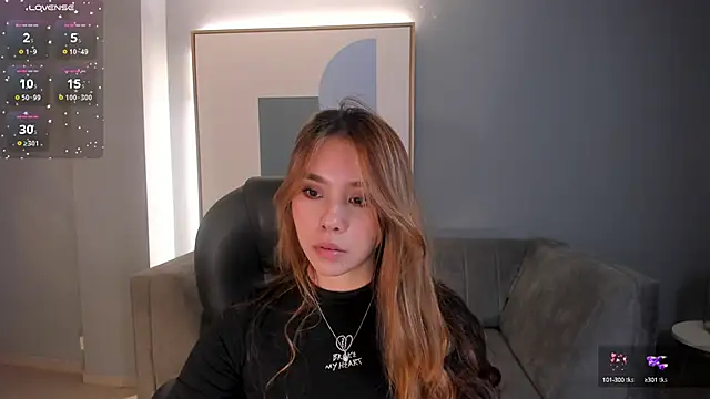 Snapshot of CarolineGraceX chatting on December 29, 11:08 pm CarolineGraceX online show from December 29, 11:08 pm