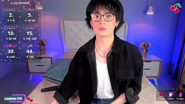 cherryy boy online show from October 12, 6:40 pm