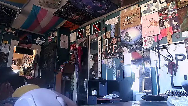 Snapshot of Esteem369 chatting on September 18, 3:58 pm Esteem369 online show from September 18, 3:58 pm