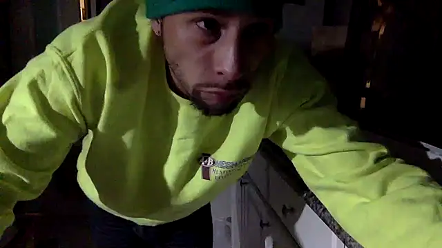 tongueispowerr6d9 online show from October 10, 7:07 am