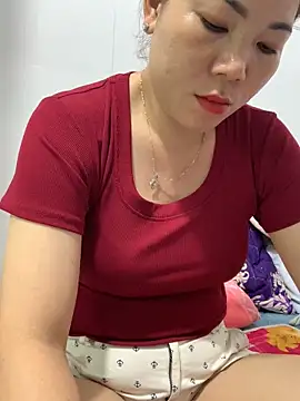 Baby-bigtits online show from March 5, 6:33 am