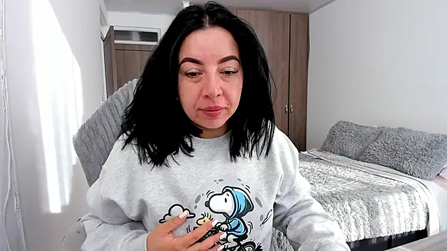 Snapshot of Im_coco chatting on February 10, 12:31 pm Im coco online show from February 10, 12:31 pm