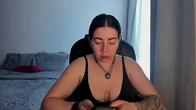 Snapshot of Im_coco chatting on April 15, 12:34 pm Im coco online show from April 15, 12:34 pm