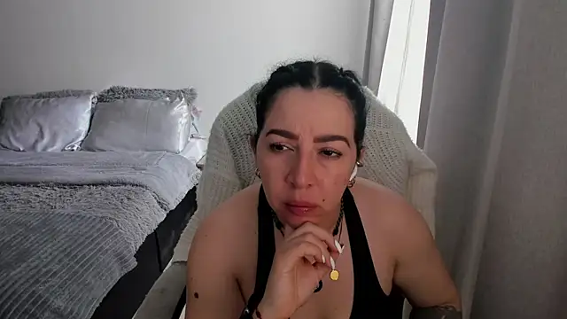 Snapshot of Im_coco chatting on April 21, 12:55 pm Im coco online show from April 21, 12:55 pm