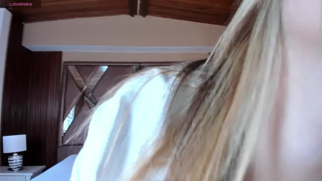 IsabellaaJoness online show from January 16, 11:47 am