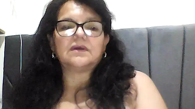 Snapshot of kassandra02 chatting on October 30, 2:57 am kassandra02 online show from October 30, 2:57 am
