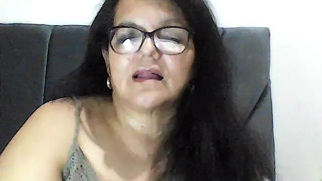 Snapshot of kassandra02 chatting on November 14, 3:16 am kassandra02 online show from November 14, 3:16 am