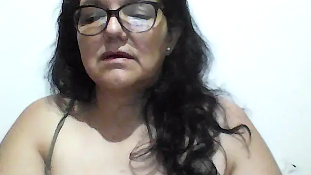 kassandra02 online show from February 8, 2:26 am