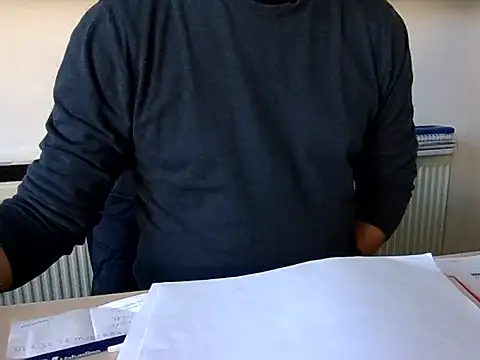 Snapshot of fikoivos chatting on October 25, 9:17 am fikoivos online show from October 25, 9:17 am