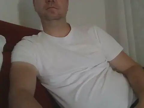 fikoivos online show from July 6, 9:50 pm
