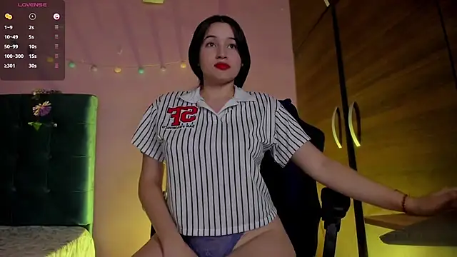 Sophie spencer1 online show from December 12, 1:10 am