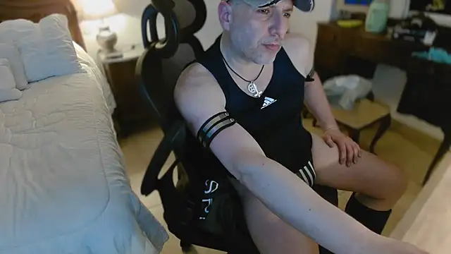 slzypvtpig online show from January 11, 9:58 am