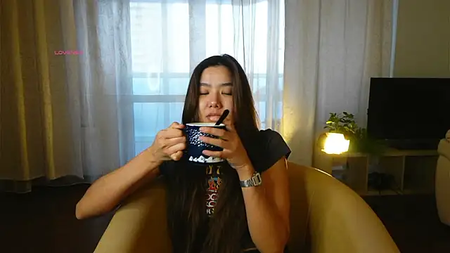 Snapshot of EmmaFisherf chatting on March 14, 3:01 am EmmaFisherf online show from March 14, 3:01 am