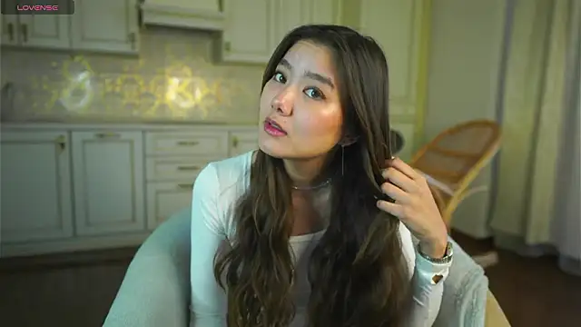 Snapshot of EmmaFisherf chatting on March 24, 3:33 am EmmaFisherf online show from March 24, 3:33 am