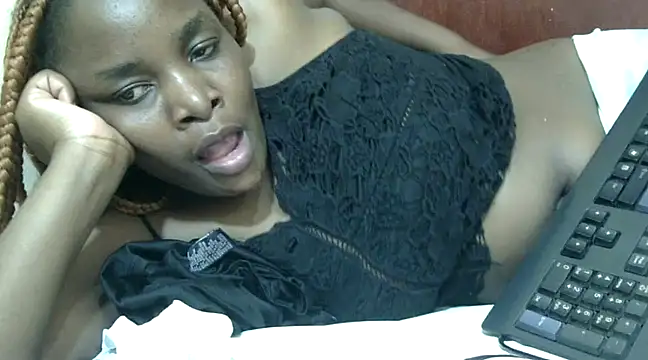Snapshot of pretty_dimplegirl chatting on February 21, 8:49 pm pretty dimplegirl online show from February 21, 8:49 pm