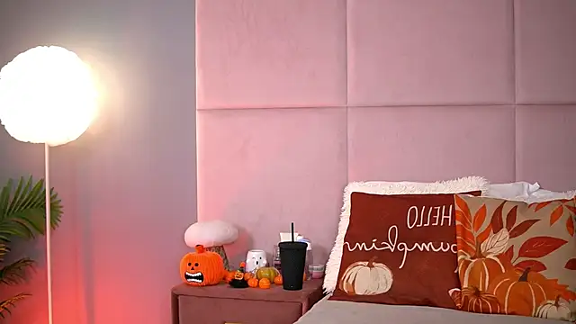 AlmaLuv online show from November 17, 4:51 am